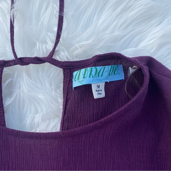 Embroidered Short Sleeve Top - Picture 2 of 3